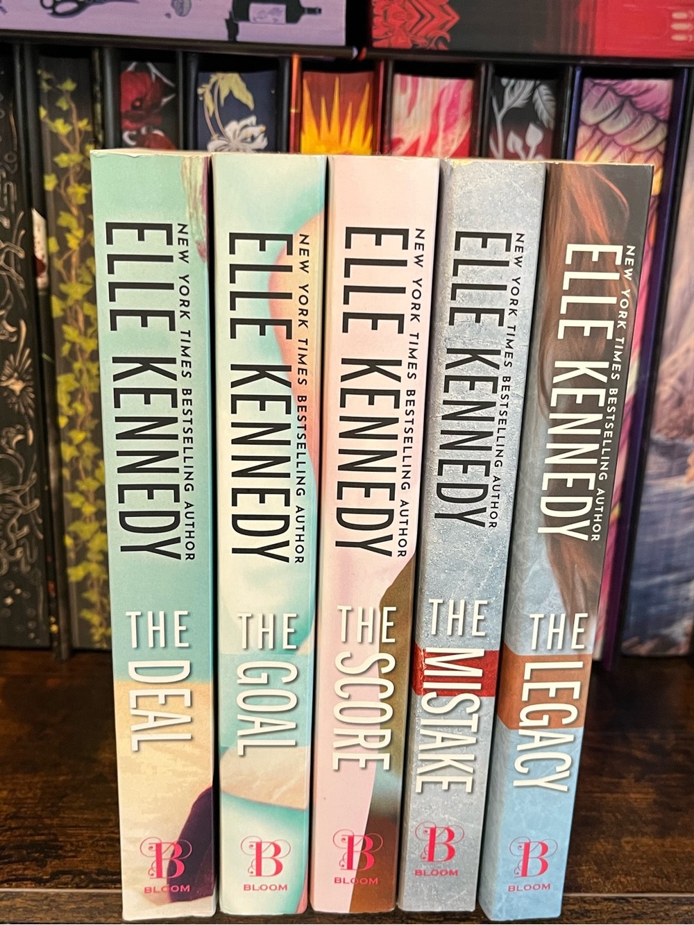 Elle Kennedy Off Campus Series 5 Book Bundle The Deal, The Goal, The Score, The